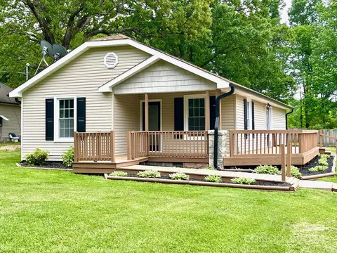 2908 Brantley Rd, Kannapolis, NC 28083