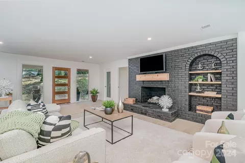 3416 Nancy Creek Rd, Charlotte, NC 28270