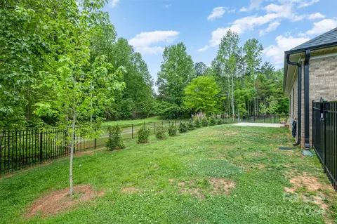 Exterior - 5228 Grey Hawk Ct, Concord, NC 28025 photo 6 of 10