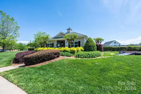 Exterior - 7142 Brandywine Ln, Stanley, NC 28164 photo 8 of 10
