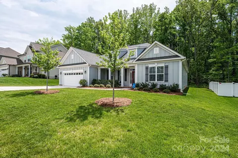 Exterior - 7142 Brandywine Ln, Stanley, NC 28164 photo 2 of 10