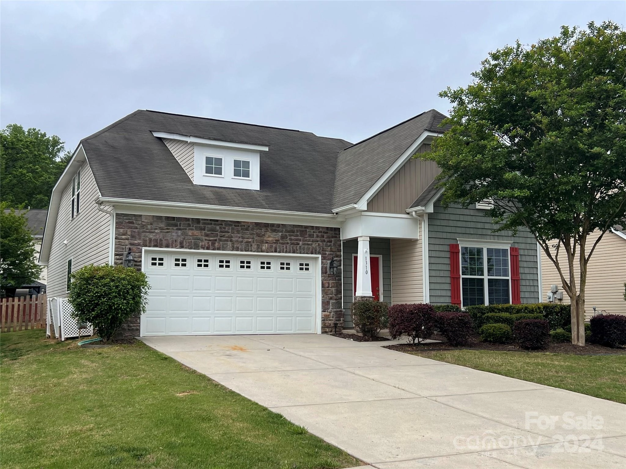 1310 Bridgeford Nw Dr NW  