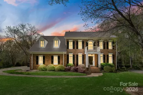 7011 Jardiniere Ct, Charlotte, NC 28226