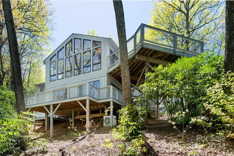118 Lady Slipper Trl, Swannanoa, NC 28778