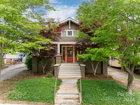 124 Norwood Ave, Asheville, NC 28804