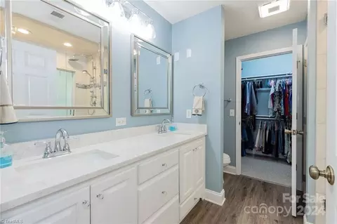 Bath - 190 Franklin Ct, Purlear, NC 28665 photo 1 of 6