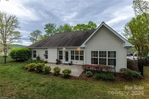 Exterior - 190 Franklin Ct, Purlear, NC 28665 photo 5 of 7