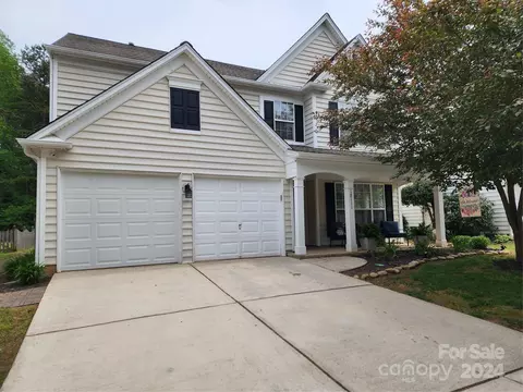 18111 Bluff Inlet Rd, Cornelius, NC 28031