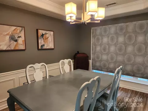Dining - 18111 Bluff Inlet Rd, Cornelius, NC 28031 photo 1 of 4