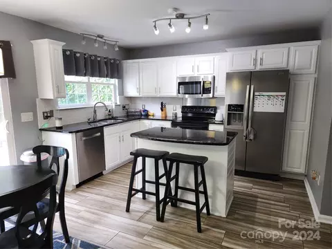 Kitchen - 18111 Bluff Inlet Rd, Cornelius, NC 28031 photo 1 of 1
