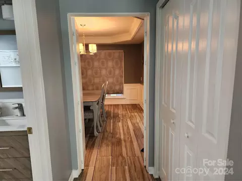 Entry Way - 18111 Bluff Inlet Rd, Cornelius, NC 28031 photo 2 of 2