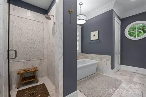 Bath - 18121 John Connor Rd, Cornelius, NC 28031 photo 2 of 8