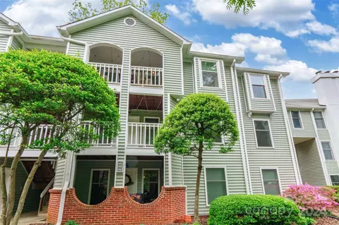 430 Queens 322 Rd #322, Charlotte, NC 28207