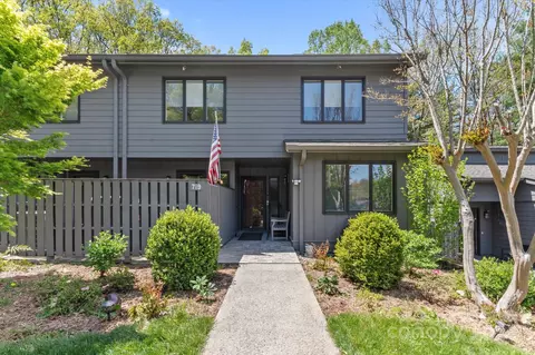 719 Crowfields Ln, Asheville, NC 28803