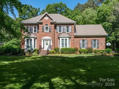 4542 Homestead Pl, Weddington, NC 28104