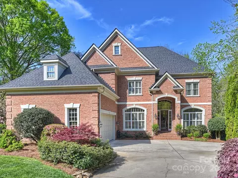 8627 Tullamore Park Cir, Charlotte, NC 28226