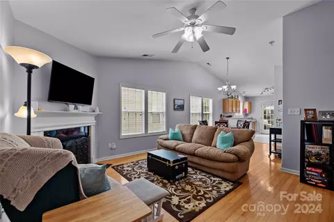 1002 Kansas City Dr, Monroe, NC 28110