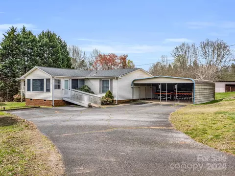 109 Melview Dr, Forest City, NC 28043