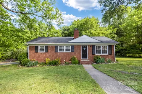 234 Short Hills Dr, Charlotte, NC 28217