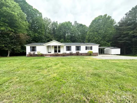 2555 S Nc 16 Hwy, Newton, NC 28658