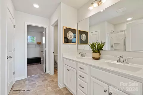 Bath - 513 High Hill Dr, Monroe, NC 28110 photo 1 of 1