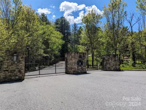 11 Erin Glen 35 Ct #35, Fairview, NC 28730
