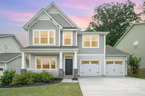 5036 Thomasville Dr, Belmont, NC 28012
