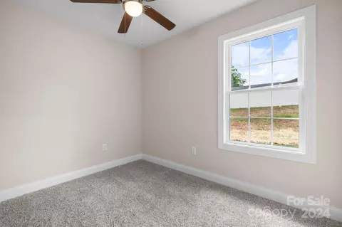 1104 C Se Ave SE, Hickory, NC 28601 photo 7