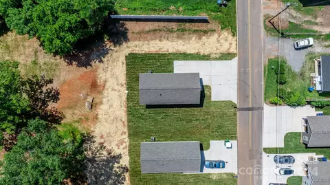 1104 C Se Ave SE, Hickory, NC 28601 photo 27