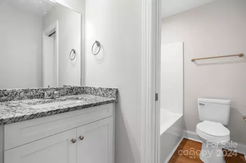 1104 C Se Ave SE, Hickory, NC 28601 photo 6