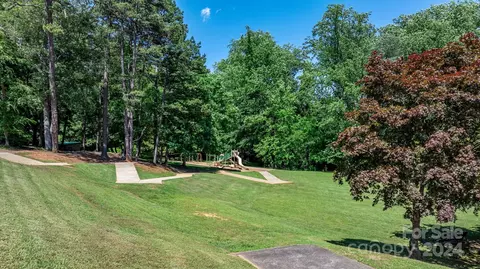1104 C Se Ave SE, Hickory, NC 28601 photo 42