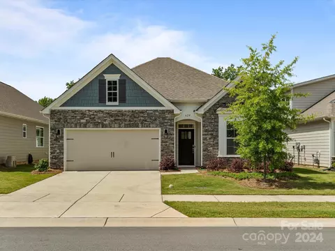624 Latrobe Dr, Iron Station, NC 28080
