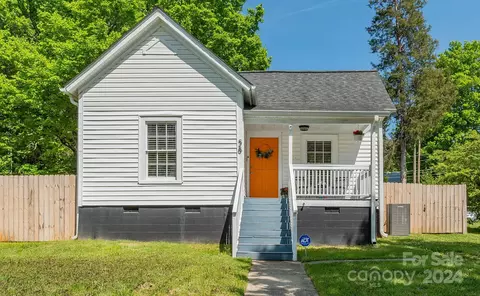 58 Park Cir, Lexington, NC 27295