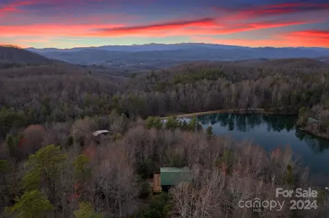 121 Ponderosa Trl, Rosman, NC 28772