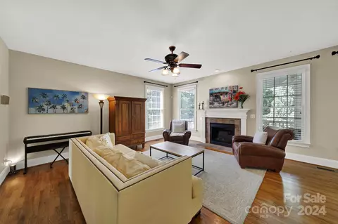 106 Mills Ln, Fort Mill, SC 29708 photo 16