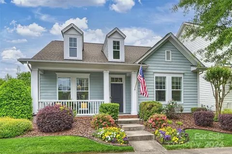 12422 Brenthaven Dr, Davidson, NC 28036