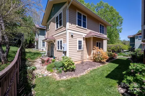18 Sevan Ct, Asheville, NC 28806 photo 29