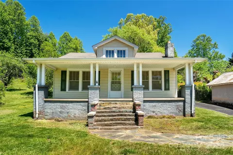 154 Long St, Marion, NC 28752