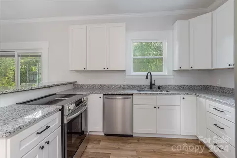 213 Ruby Ave, Black Mountain, NC 28711 photo 6