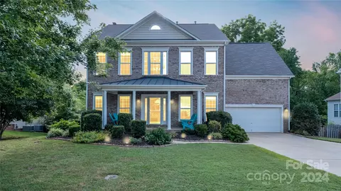 806 Circle Trace Rd, Monroe, NC 28110