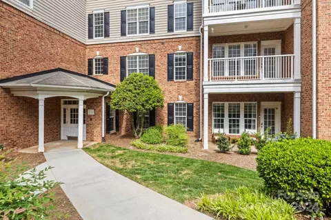 3114 Margellina Dr, Charlotte, NC 28210