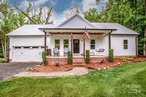 10511 Montecarlo Dr, Huntersville, NC 28078