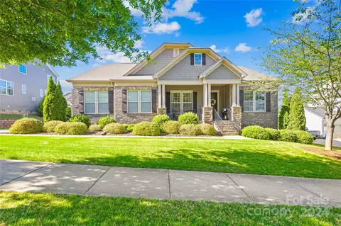 4115 Halcyon Dr, Huntersville, NC 28078