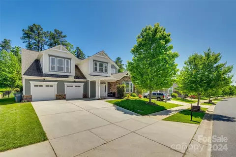1173 Mckee Farm Ln, Belmont, NC 28012
