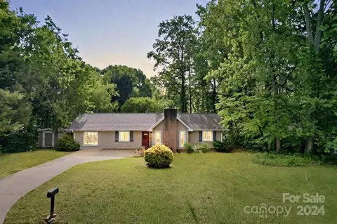 1314 Grace Meadow Dr, Mooresville, NC 28115