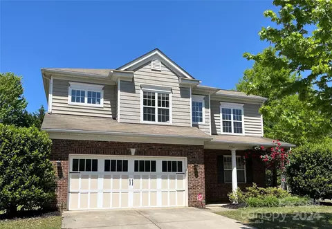 5704 Cactus Valley Rd, Charlotte, NC 28277
