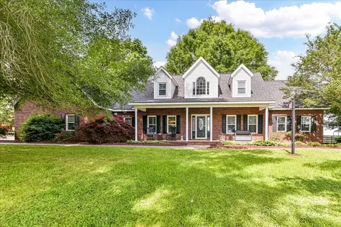 2915 Mills Harris Rd, Marshville, NC 28103