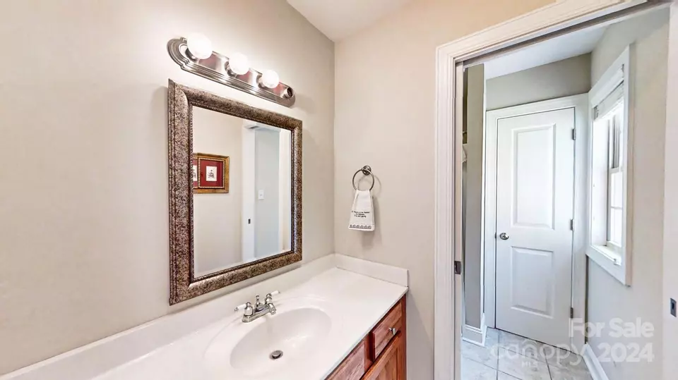  930 25th Avenue Nw Dr NW, Hickory, NC 28601 photo 20