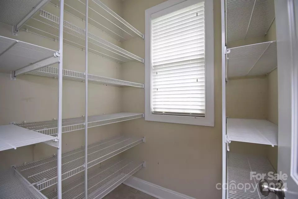  930 25th Avenue Nw Dr NW, Hickory, NC 28601 photo 25