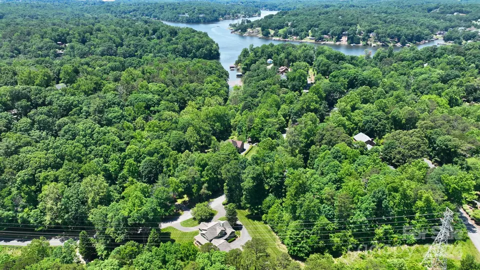  930 25th Avenue Nw Dr NW, Hickory, NC 28601 photo 30